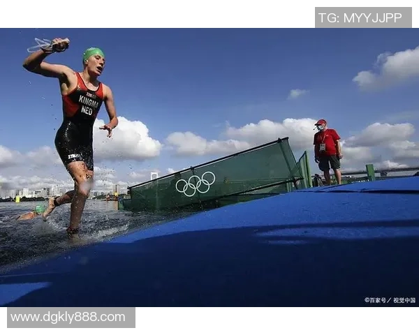 实时新闻南京极限运动队在马拉松大满贯中的团队协作表现精彩点评与分析